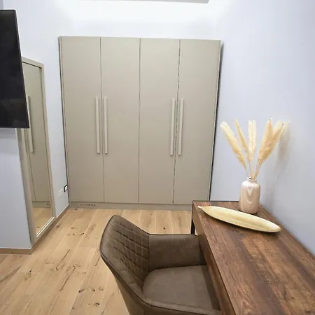 Intero - La Fortezza- Apartment